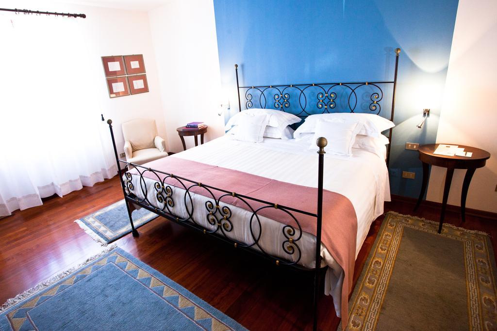 Le Tre Vaselle Resort & Spa Torgiano Bagian luar foto